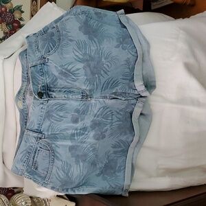 Old Navy Boyfriend Shorts